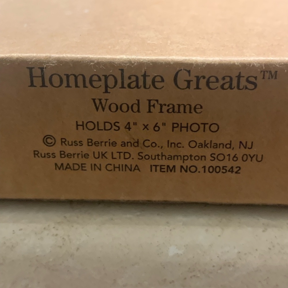 NEW Russ Picture Frame - Picture 2 of 4